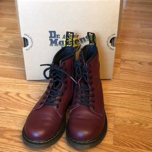 DR. MARTENS 1460 JUNIOR